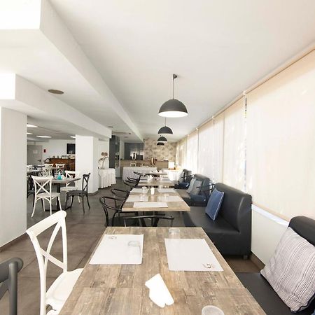 Galaxy Hotel Атина Екстериор снимка