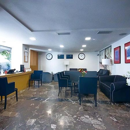Galaxy Hotel Атина Екстериор снимка