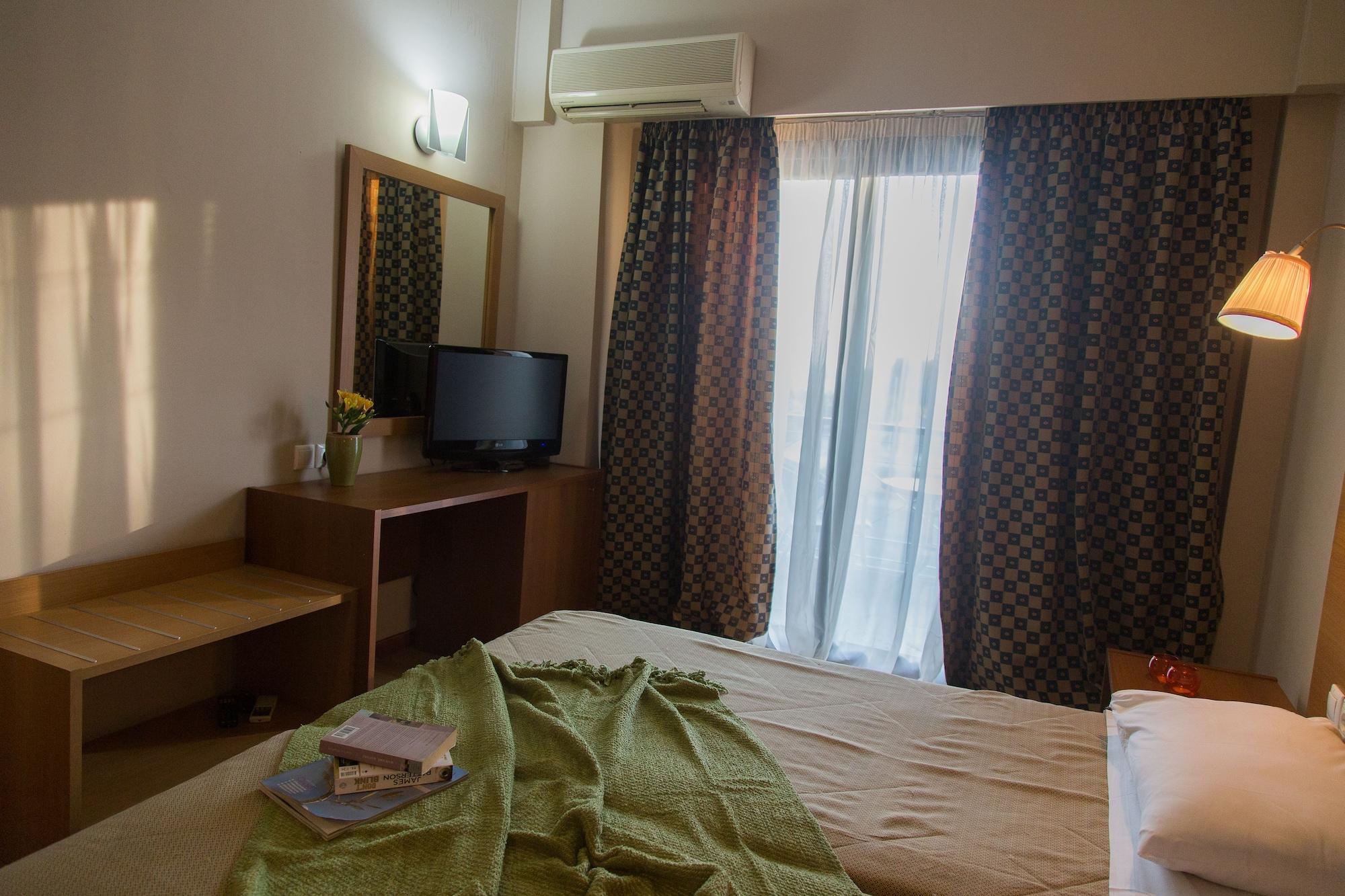 Galaxy Hotel Атина Екстериор снимка