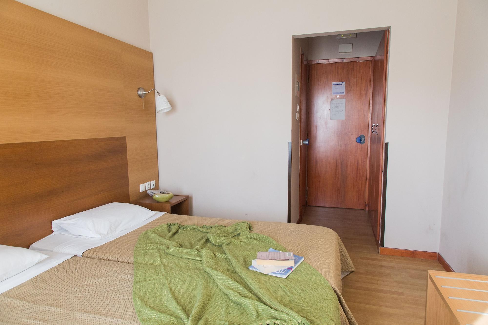 Galaxy Hotel Атина Екстериор снимка