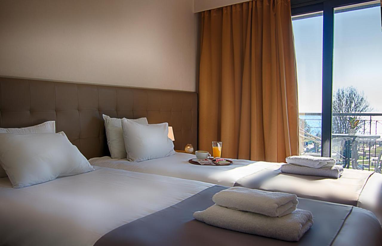 Galaxy Hotel Атина Екстериор снимка