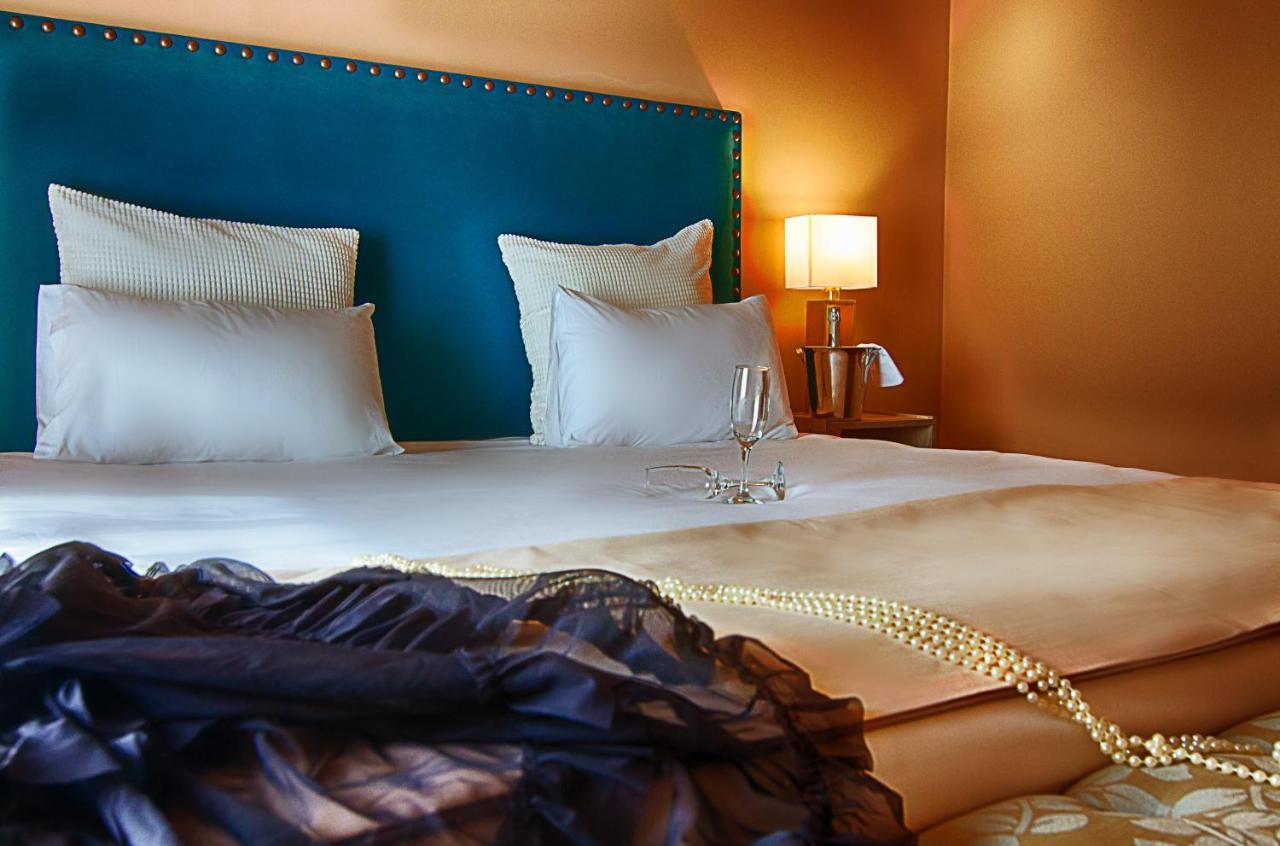 Galaxy Hotel Атина Екстериор снимка
